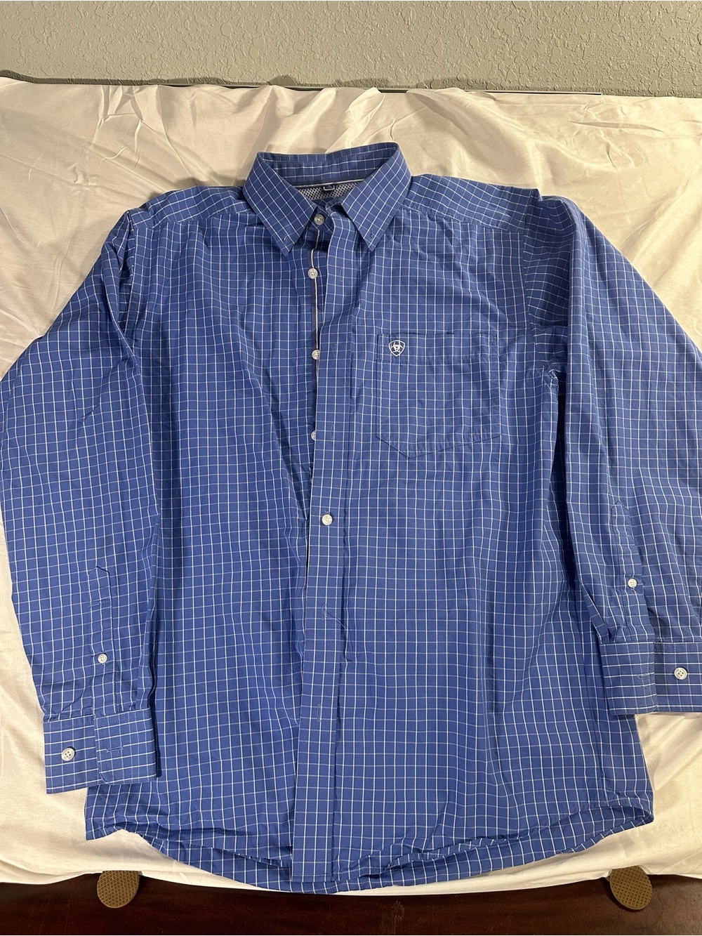 Ariat Pro Series Men's M Blue Windowpane Casual Button-Down Shirt